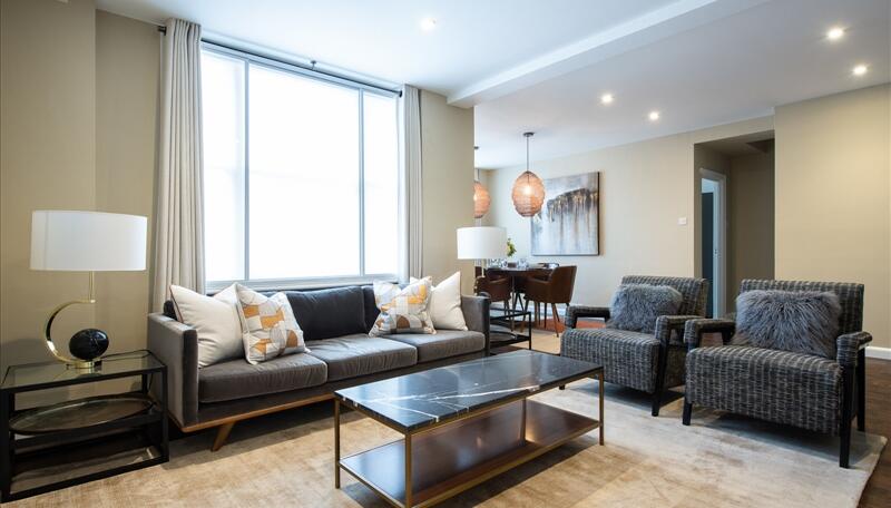 3 bed property in 39 Hill Street, London, London
